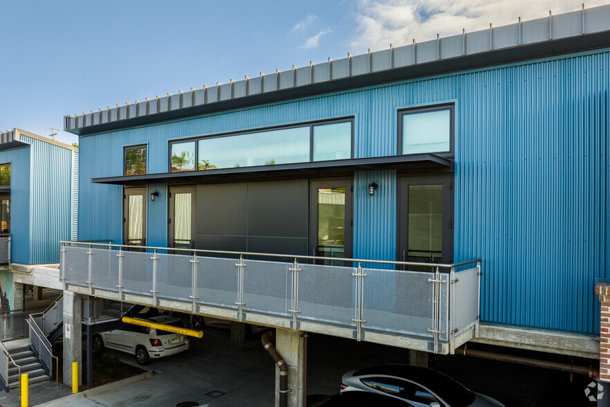 More Photos Of 330 S Cedros Ave, Solana Beach Apartments For Lease