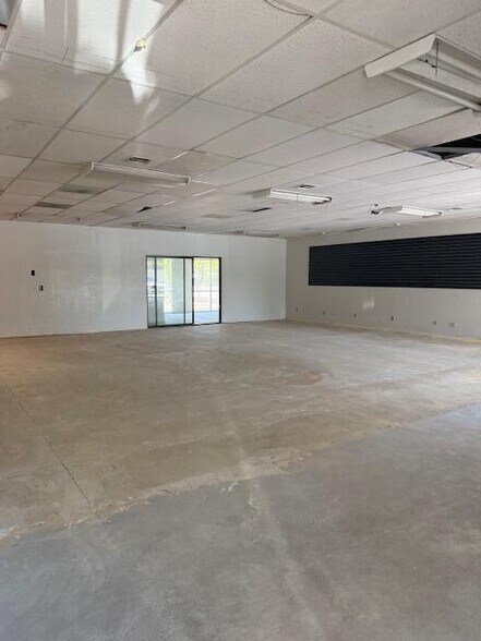 More Photos Of 924-928 Cypress Ave, Redding Storefront Retail Office For Lease