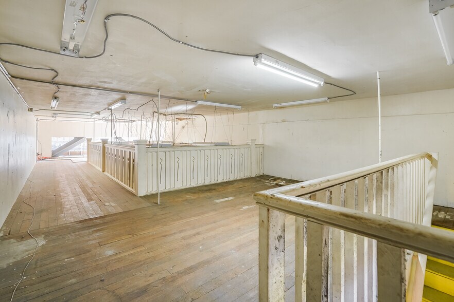 More Photos Of 512-520 Grant Ave, San Francisco Apartments For Sale