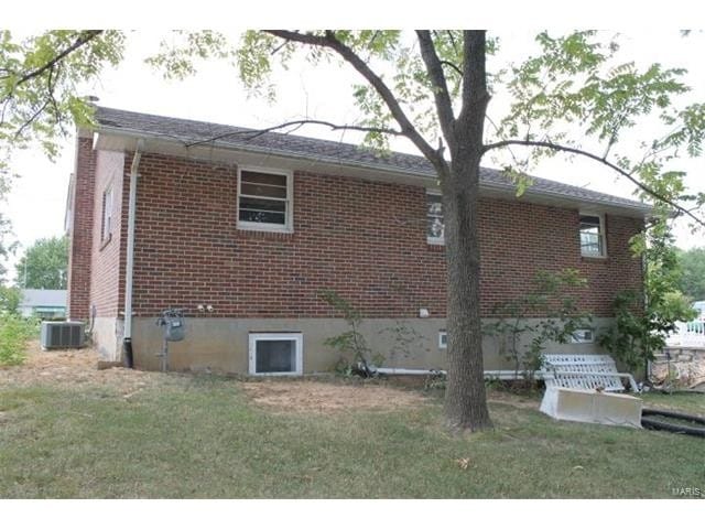 More Photos Of 1240 N Main St, Saint Clair Office For Sale