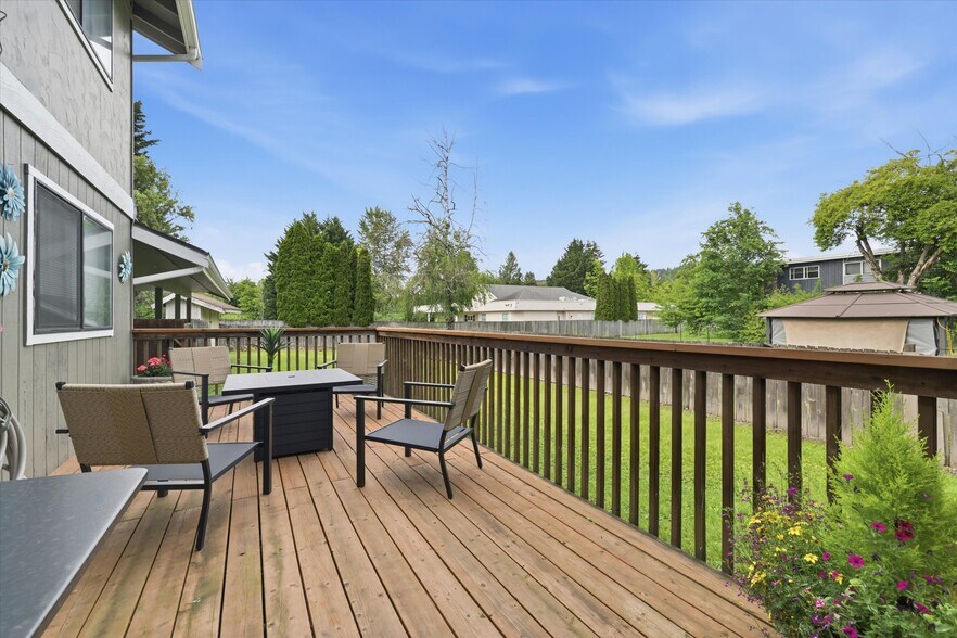 More Photos Of 1601-1607 Bonney Ave, Sumner Apartments For Sale