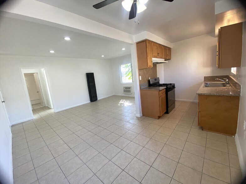 More Photos Of 8435 Willis Ave, Panorama City Apartments For Sale
