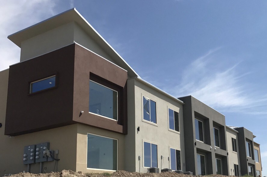 More Photos Of 305 Palm Shores, La Joya Multifamily For Sale
