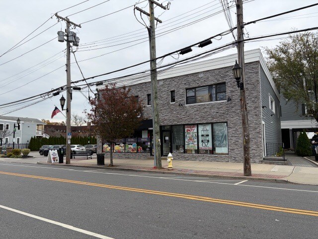 More Photos Of 155 Main St, Farmingdale General Retail For Lease