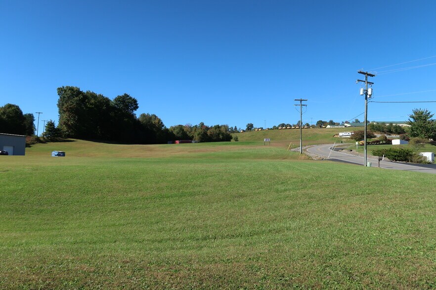 More Photos Of 2045 Winners Dr, Pleasant Valley Land For Sale