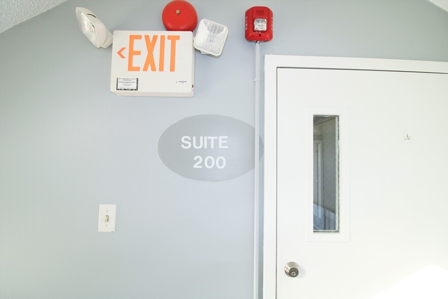 More Photos Of 538 Street Rd, Southampton Office For Lease