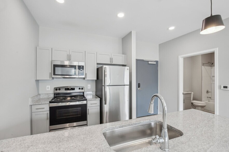 More Photos Of 4040 Travis Dr, Nashville Apartments For Sale