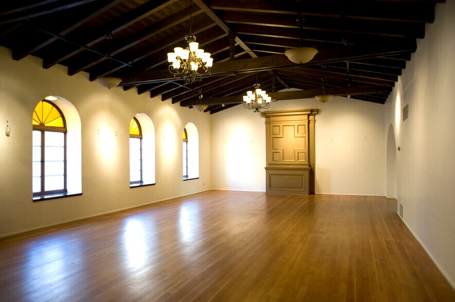 More Photos Of 3630 Telegraph Ave, Oakland Storefront Retail Residential For Sale