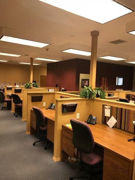 More Photos Of 245 W Johnson Rd, La Porte Medical For Lease