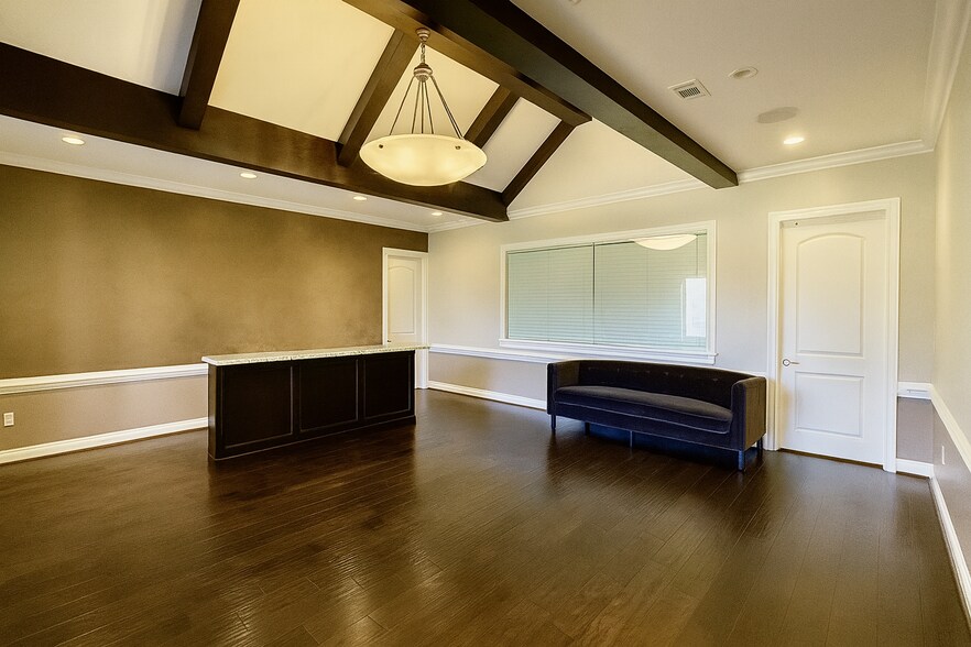 Primary Photo Of 21555 Provincial Blvd, Katy Office For Lease