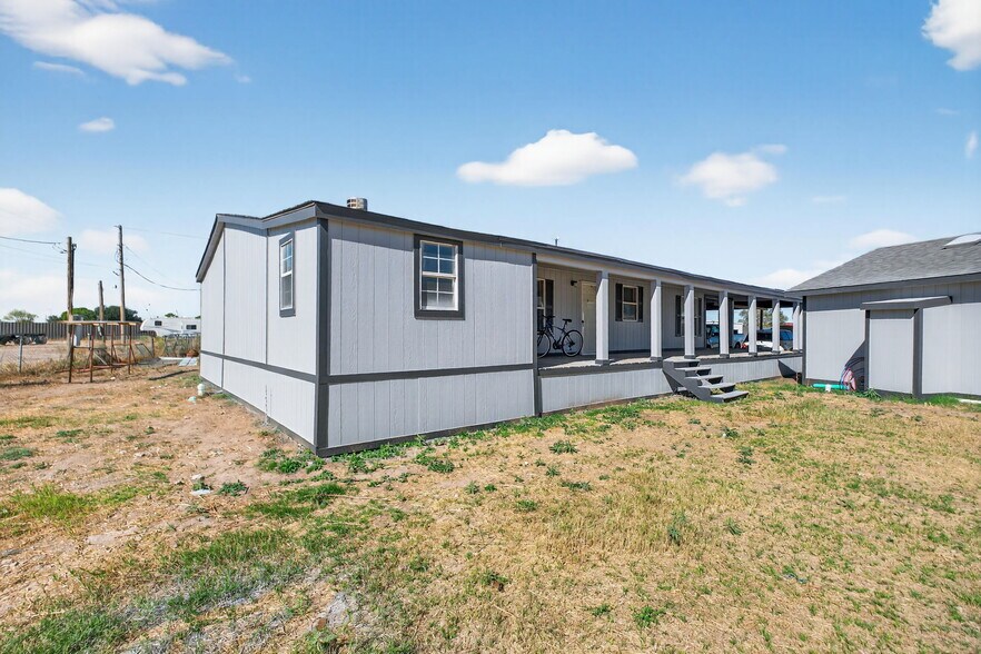 More Photos Of 11010 W Joan Dr, Odessa Warehouse For Sale