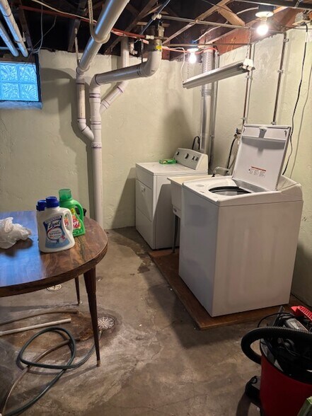 More Photos Of 6368 Elm St, North Branch Office For Sale