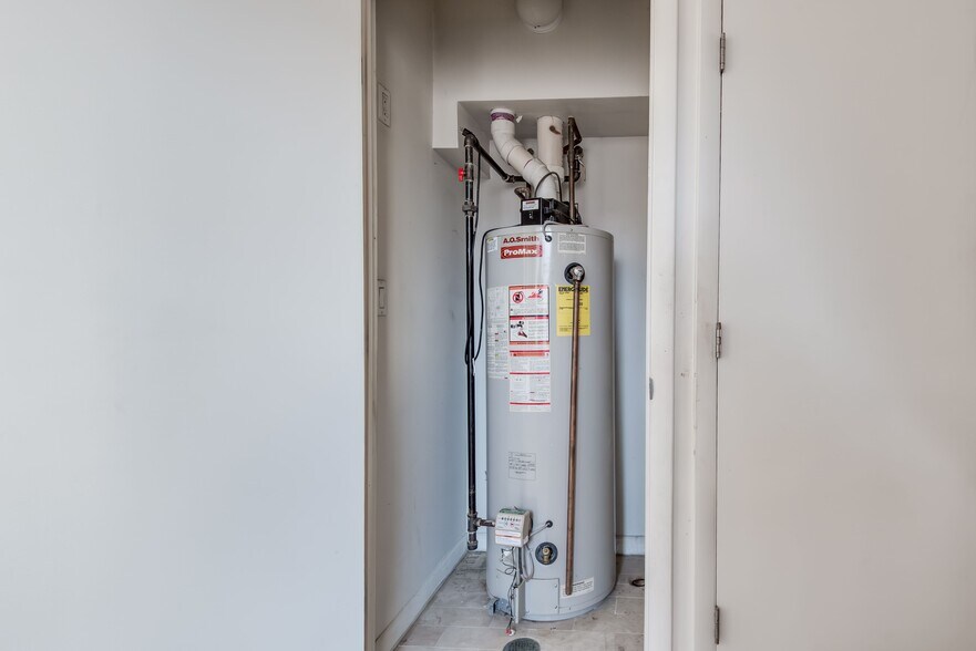 More Photos Of 518 Meeker Ave, Brooklyn Apartments For Sale