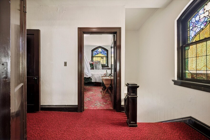 More Photos Of 725 Navarre Ave, Toledo Religious Facility For Sale