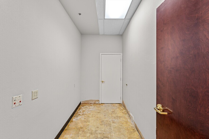 More Photos Of 2030 NE Martin Luther King Jr Blvd, Portland Office For Lease