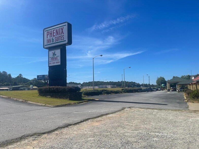 More Photos Of 1700 US-280, Phenix City Hotel For Sale