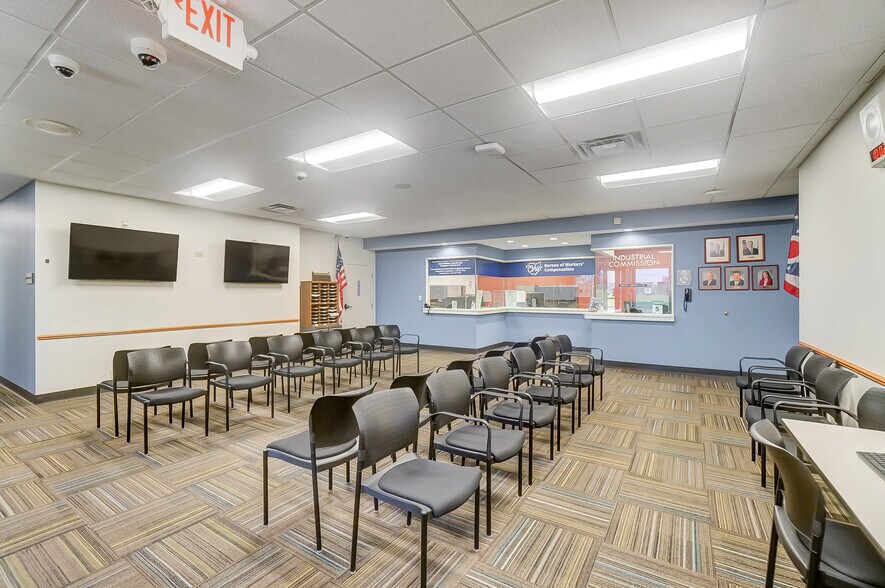 More Photos Of 2025 E 4th St, Lima Light Manufacturing For Sale