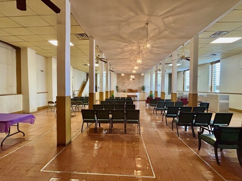 More Photos Of 1632 Poplar St, Philadelphia Religious Facility For Sale