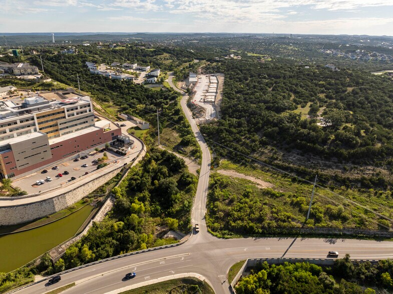 More Photos Of 3504 Wild Cherry Dr, Austin Office For Sale