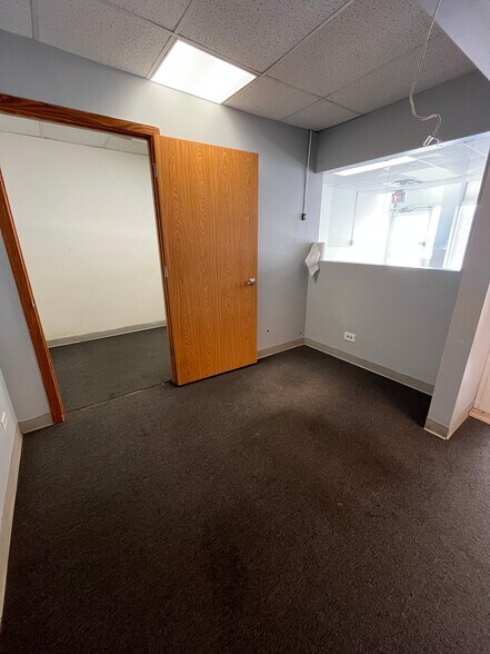 More Photos Of 5000-5014 W Madison St, Chicago Apartments For Lease