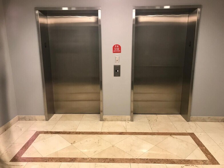 More Photos Of 2030 S Douglas Rd, Coral Gables Loft Creative Space For Sale