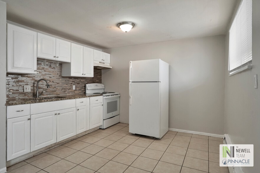 More Photos Of 1475 Macon St, Aurora Apartments For Sale