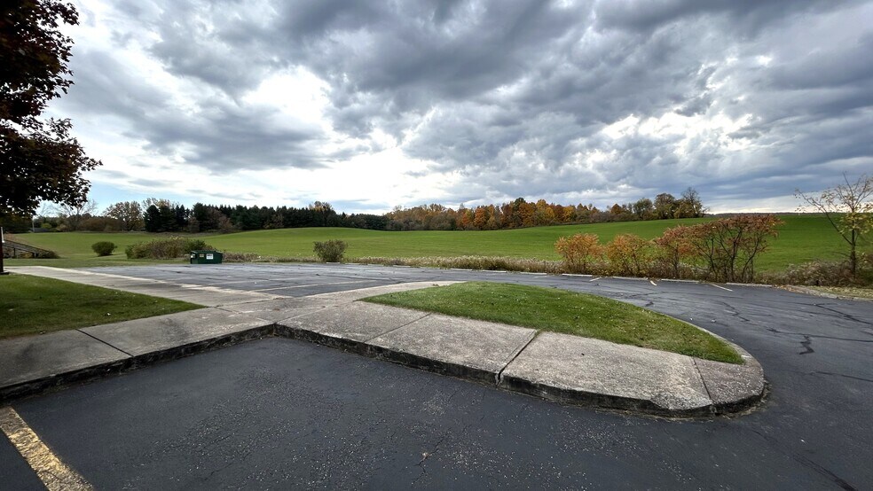 More Photos Of 1566 Middle rd, Oneida Religious Facility For Sale
