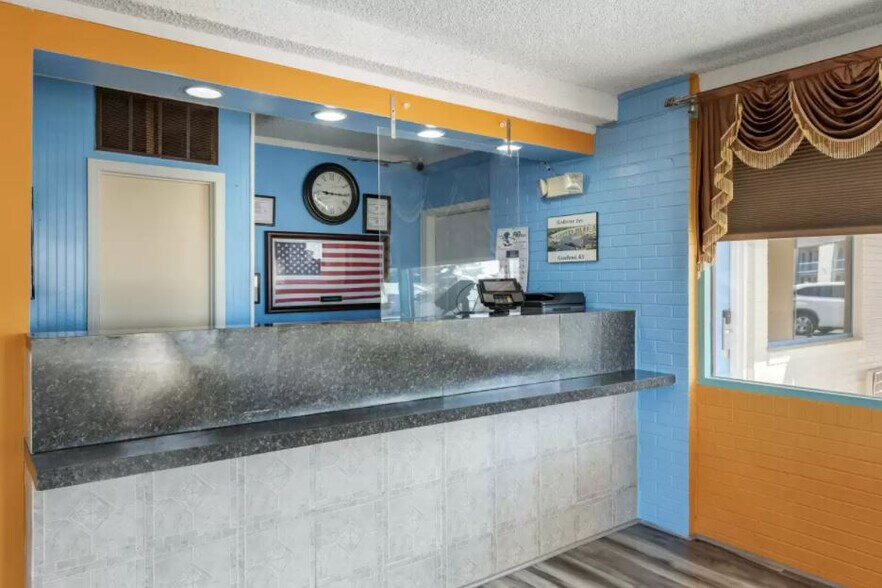 More Photos Of 830 W Highway 24, Goodland Hotel For Sale