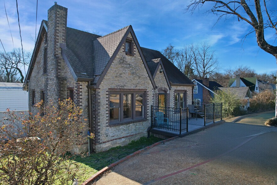 Primary Photo Of 1022 Virginia Ave, Nashville Office For Sale