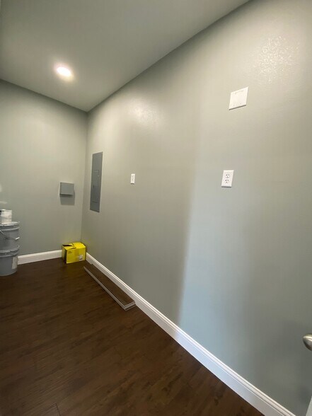 More Photos Of 5490 Washington Blvd, Beaumont Office For Lease