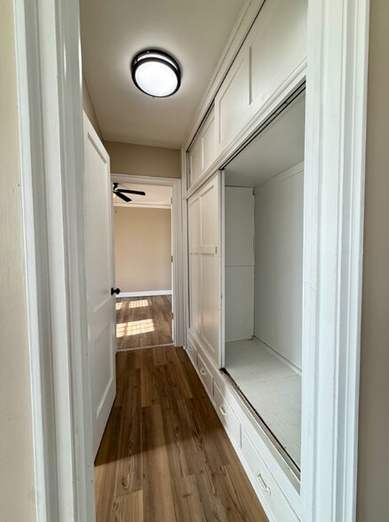 More Photos Of 631 S 4th St, Springfield Apartments For Sale