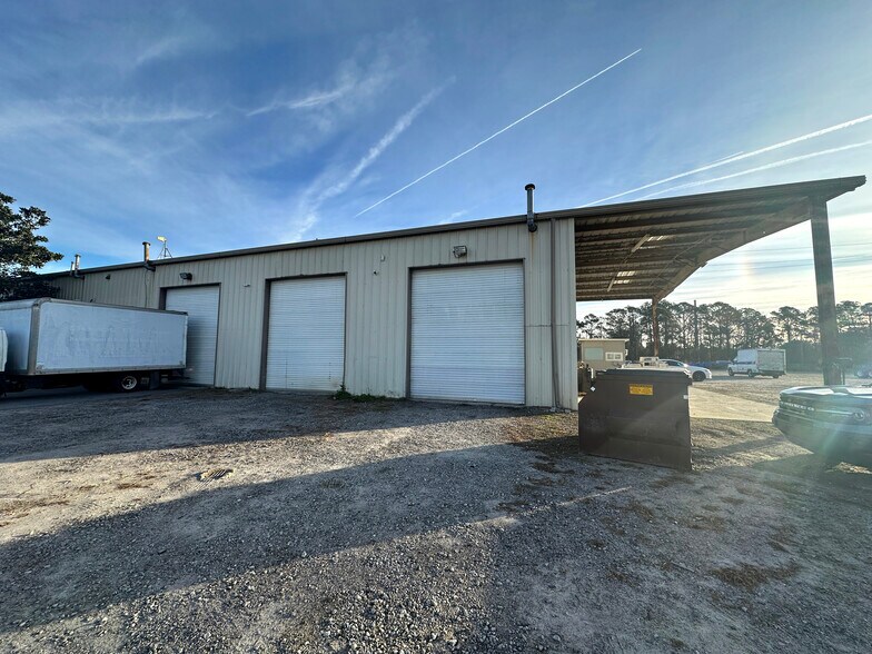 More Photos Of 18 Gulfstream Rd, Savannah Land For Lease