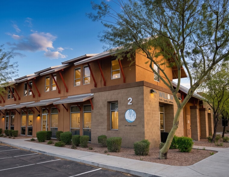 Primary Photo Of 2045 S Vineyard, Mesa Medical For Sale