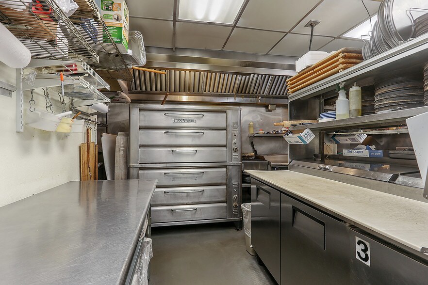 More Photos Of 1033 22nd St, Two Rivers Restaurant For Sale