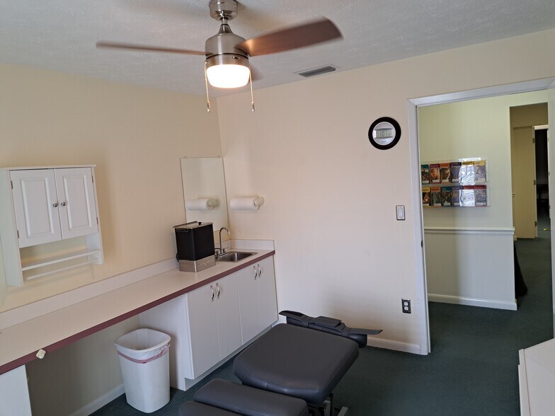 More Photos Of 905 W Ventura Ave, Clewiston Medical For Sale