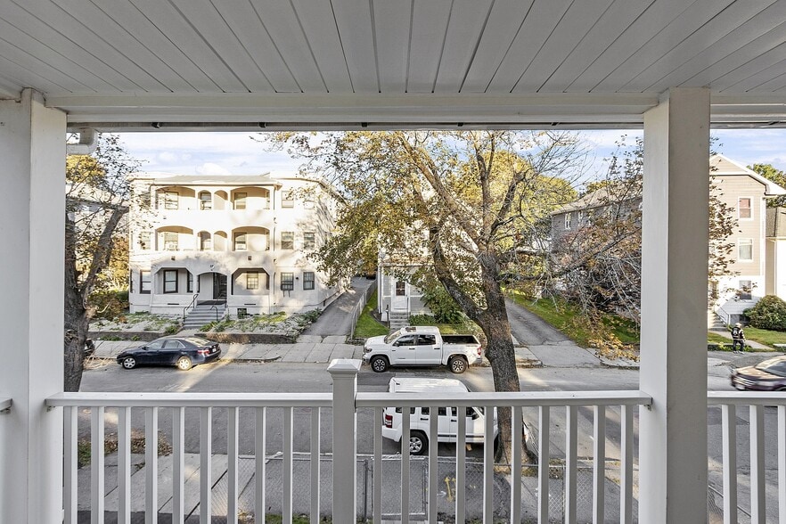 More Photos Of 36-38 Houghton St, Worcester Apartments For Sale