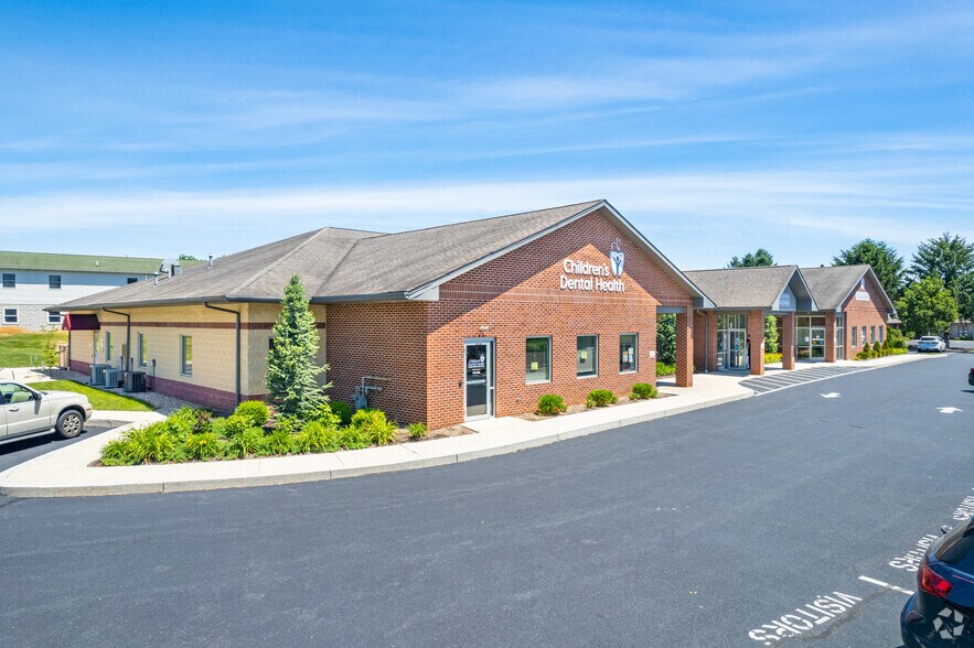 More Photos Of 4 Flowers Dr, Mechanicsburg Medical For Lease