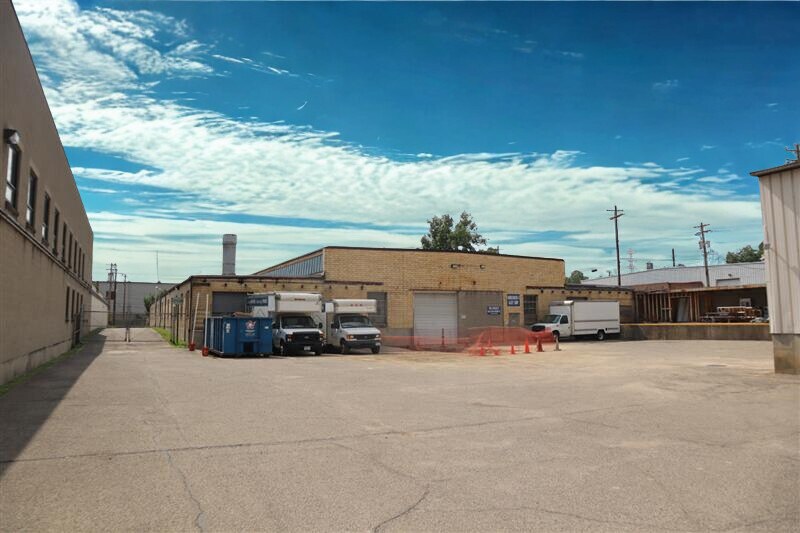 More Photos Of , Cincinnati Industrial For Sale