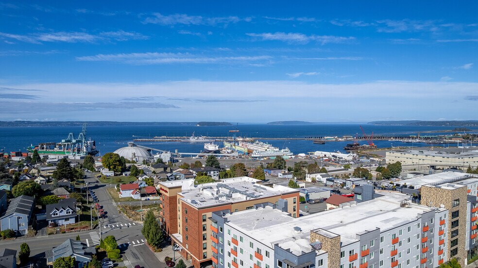 More Photos Of 1316 Wall St, Everett Office For Sale