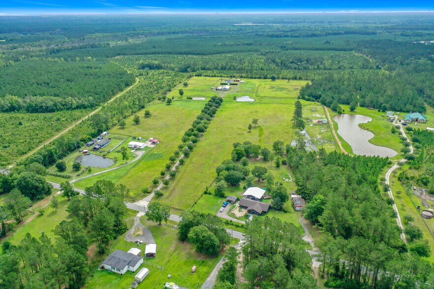 More Photos Of 46700 Middle Rd, Callahan Land For Sale