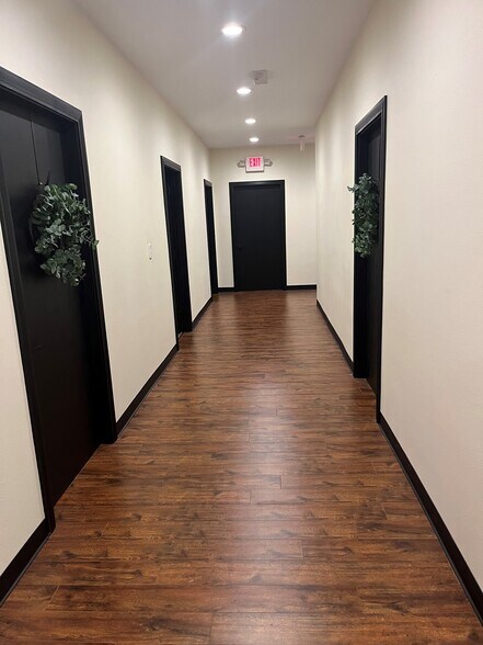More Photos Of 1302 N Shepherd Dr, Houston Medical For Lease