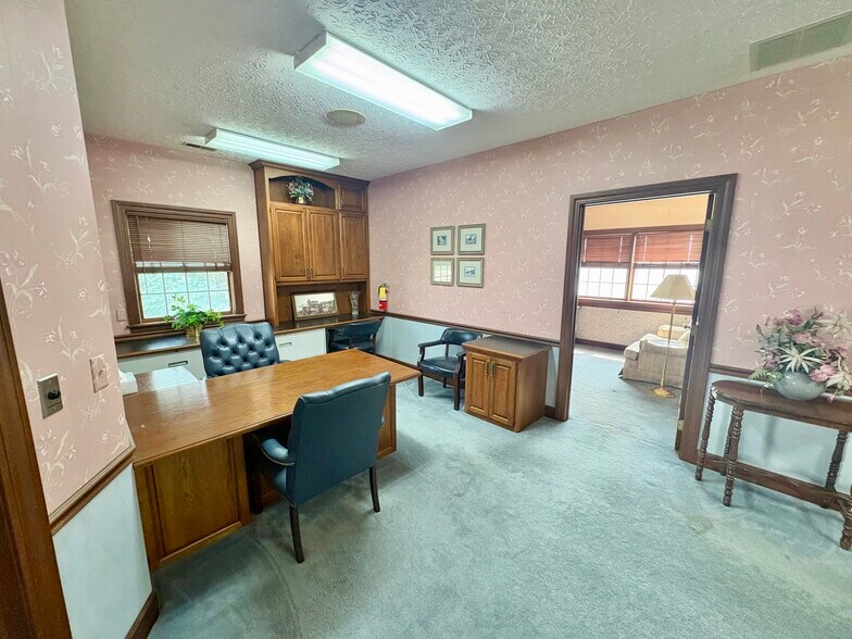 More Photos Of 1485 Commerce Park Dr, Tipp City Medical For Sale