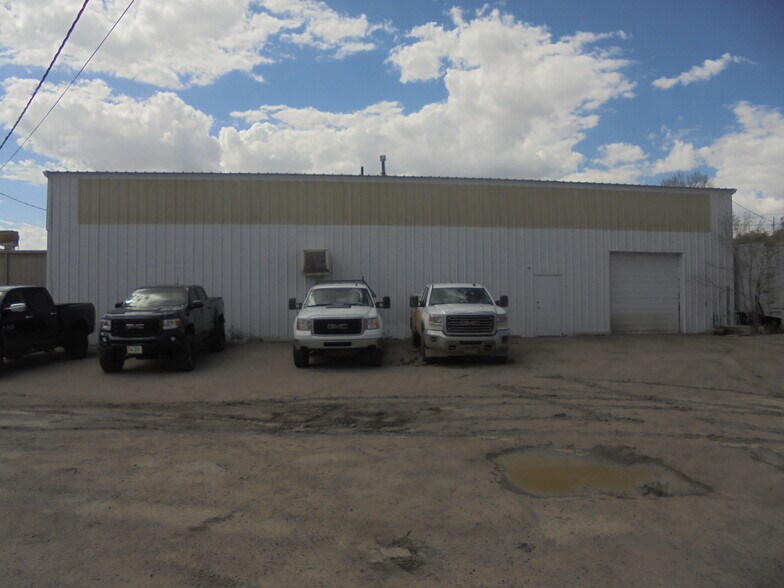 More Photos Of 980 Elk St, Rock Springs Specialty For Lease