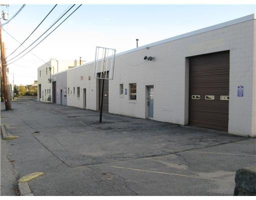 More Photos Of 30 Coronado Rd, Warwick Service For Lease