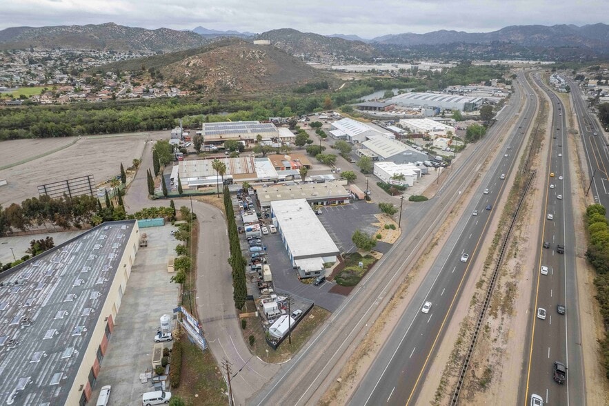 More Photos Of 9444-9456 Mission Park Pl, Santee Showroom For Lease