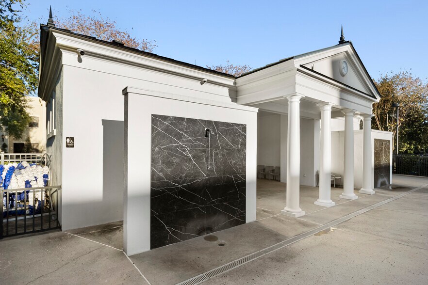 More Photos Of 1579-1591 Lake Baldwin Ln, Orlando Office Residential For Sale