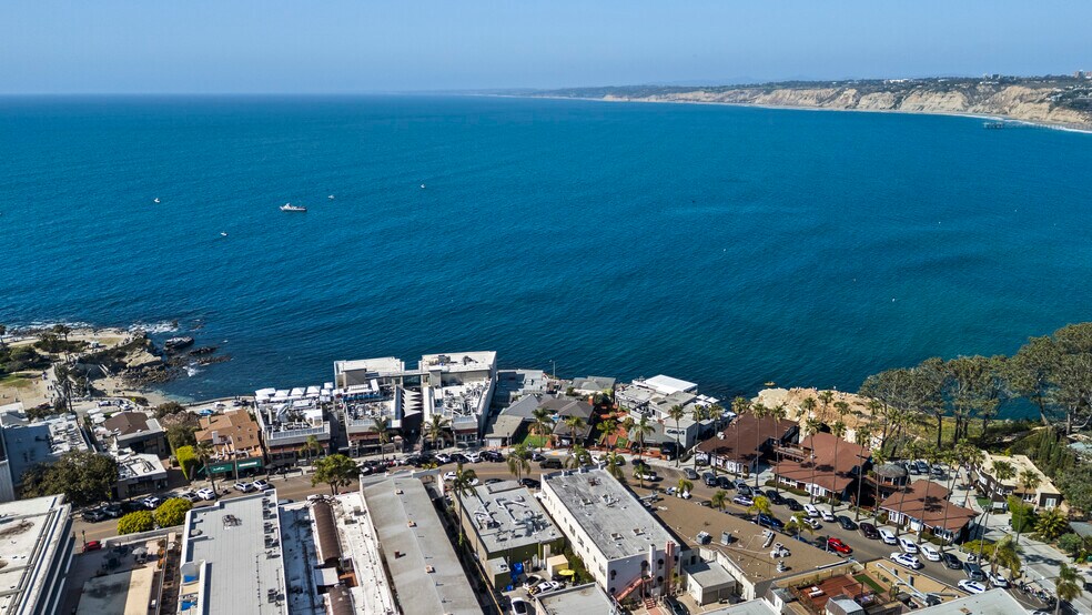 More Photos Of 1271-1277 Prospect St, La Jolla Unknown For Lease