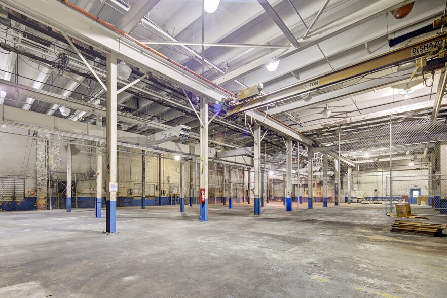 More Photos Of 3036 Gillespie St, Fayetteville Manufacturing For Lease