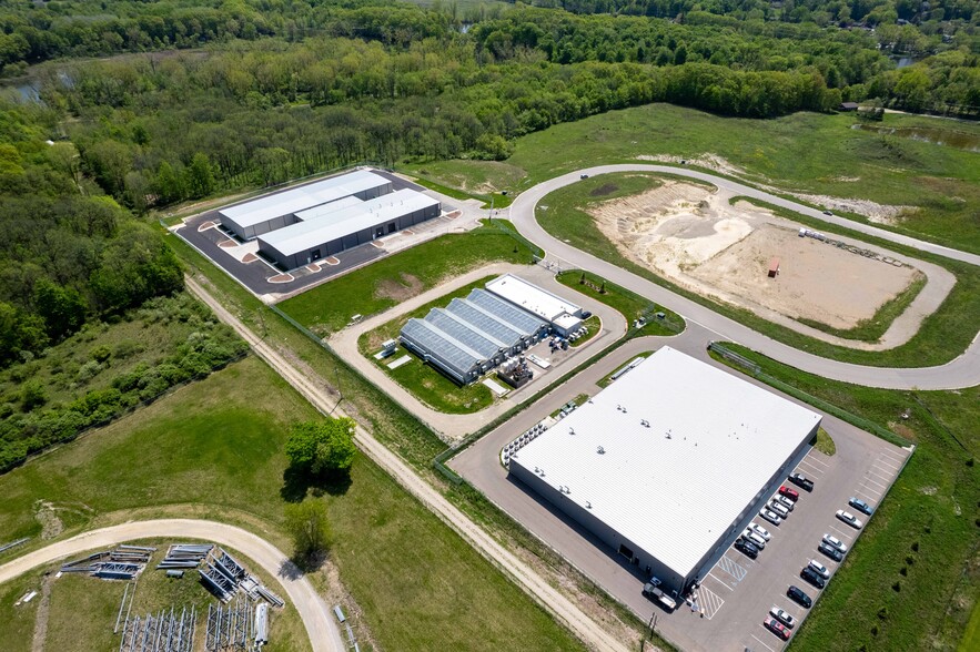 More Photos Of 10310 Harvest Park, Dimondale Warehouse For Lease