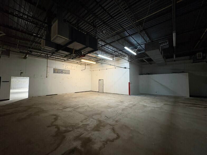 More Photos Of 5475 Peoria St, Denver Light Manufacturing For Sale